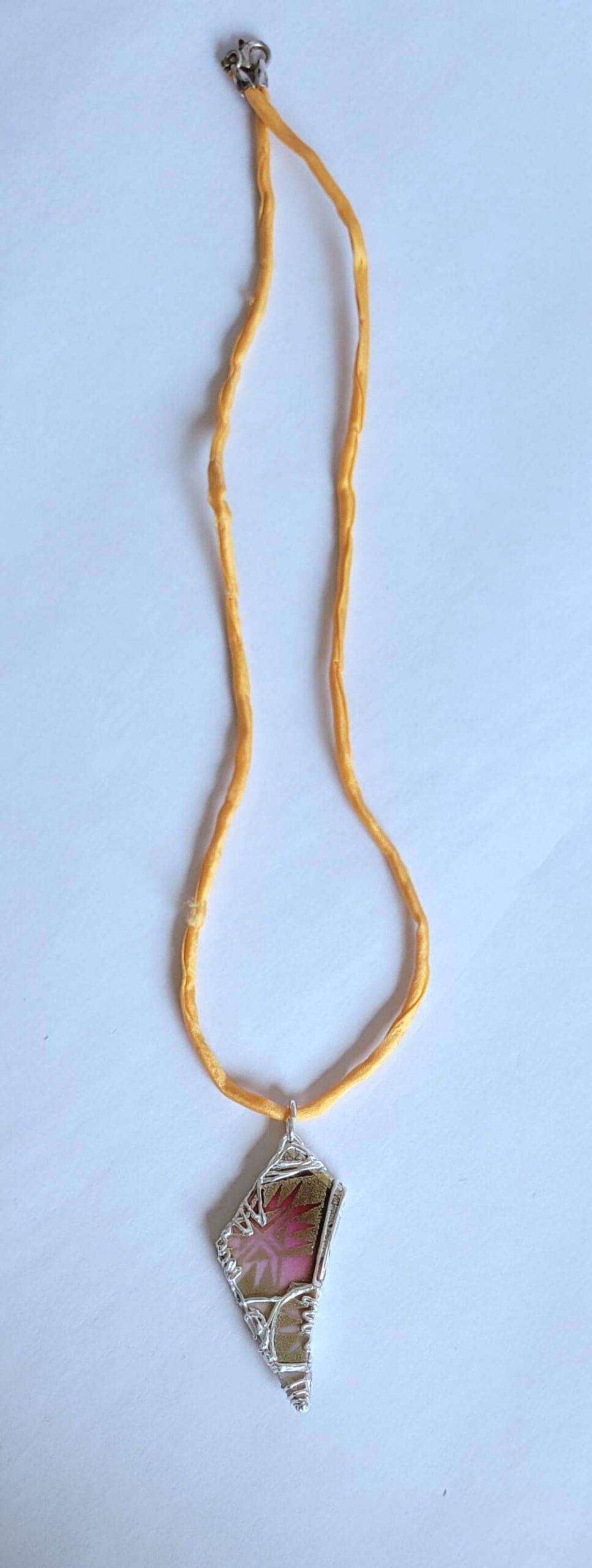 spitze Porzellanscherbe in Silber gefasst - Image 3